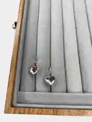 Белый серьги с кристаллами сваровски