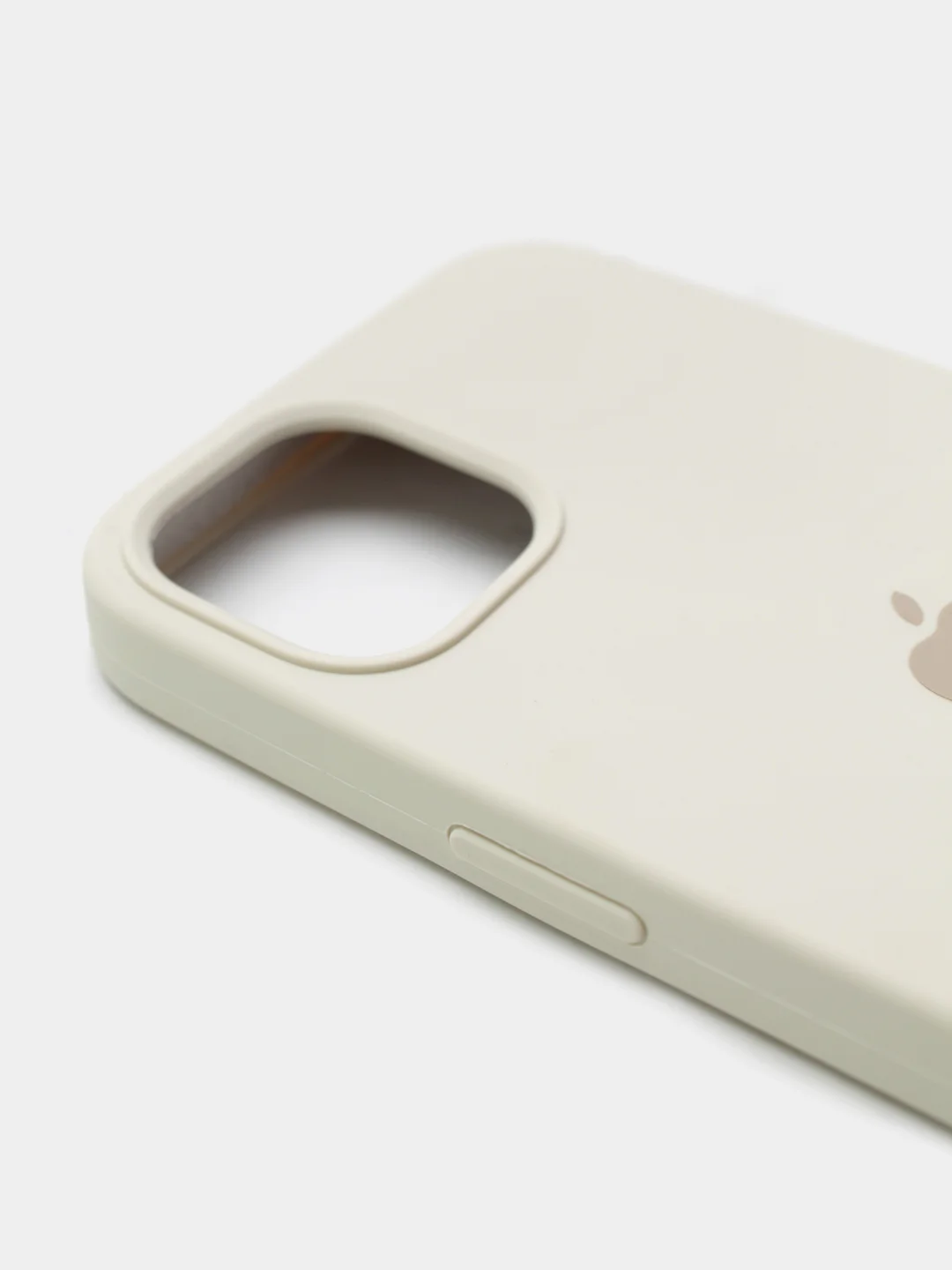 Бежевый чехол Silicone Case для iPhone 13 с закрытым низом