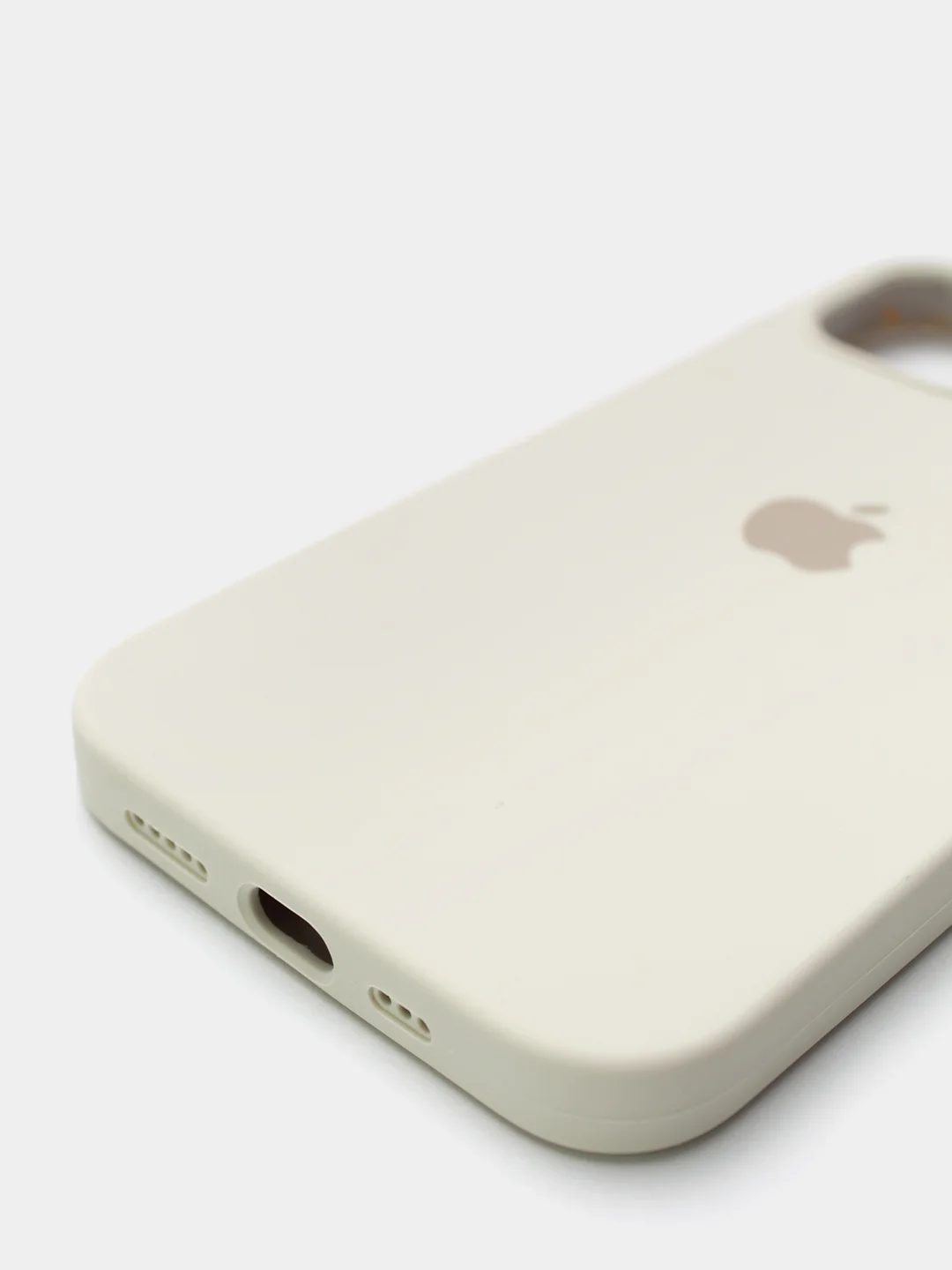 Бежевый чехол Silicone Case для iPhone 13 с закрытым низом