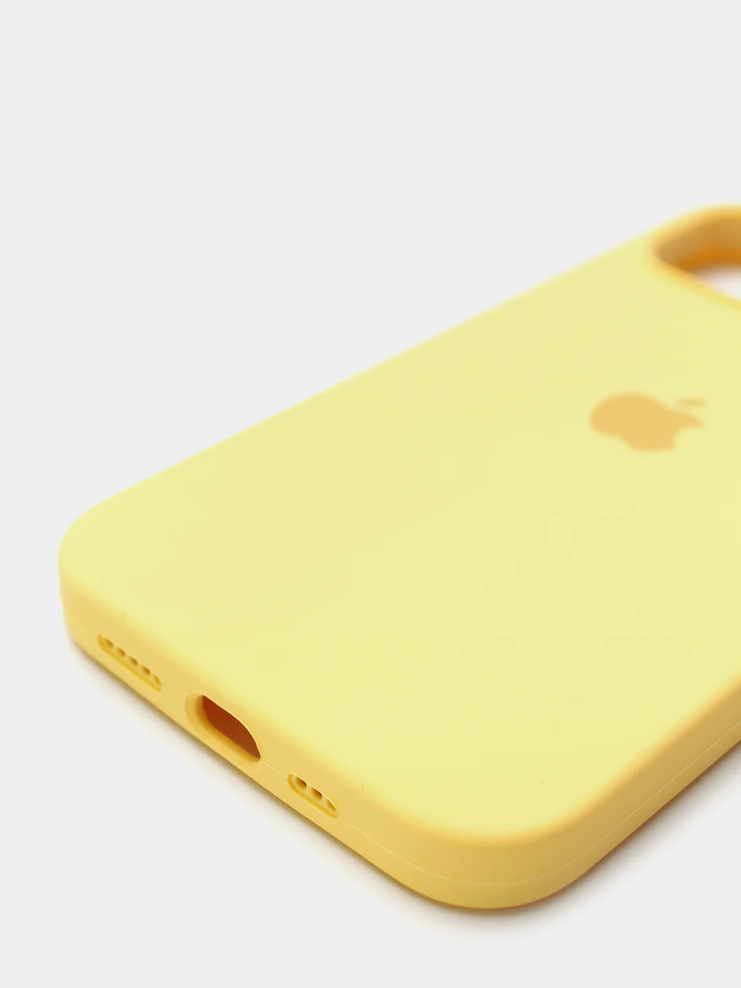 Желтый чехол Silicone Case для iPhone 13 с закрытым низом
