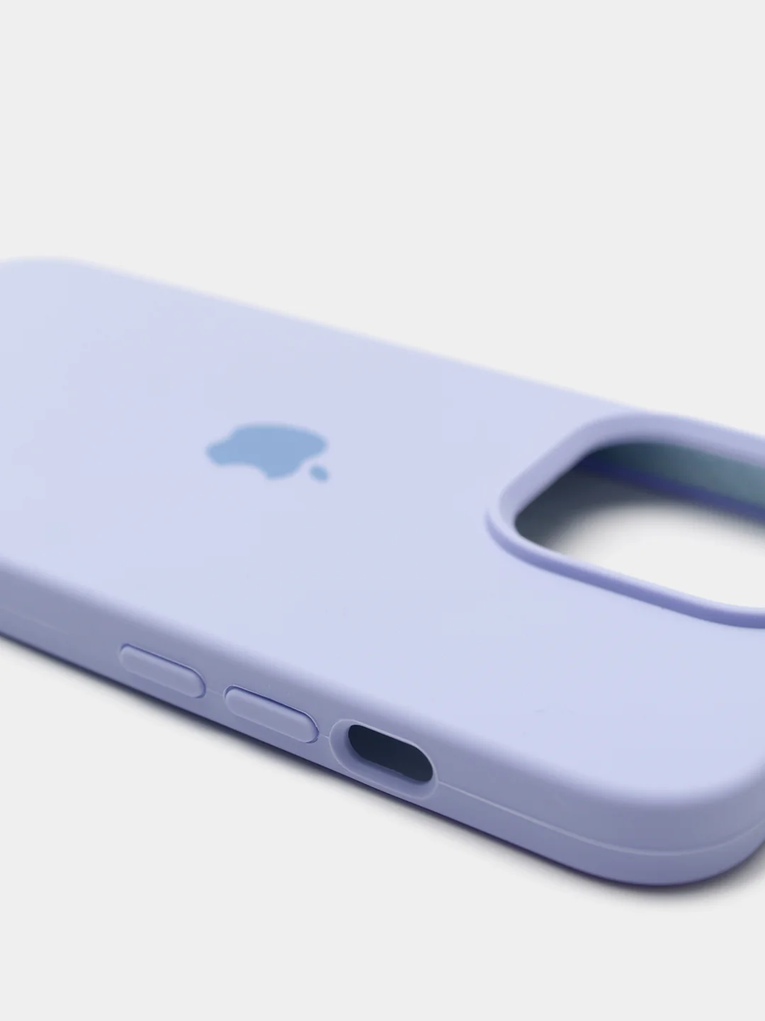 Лавандовый чехол Silicone Case для iPhone 13 Pro с закрытым низом