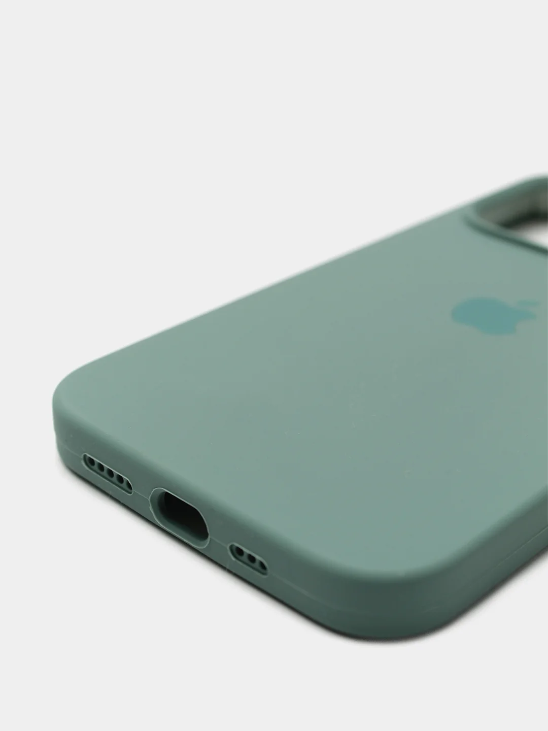 Зелёный хаки чехол Silicone Case для iPhone 13 Pro с закрытым низом