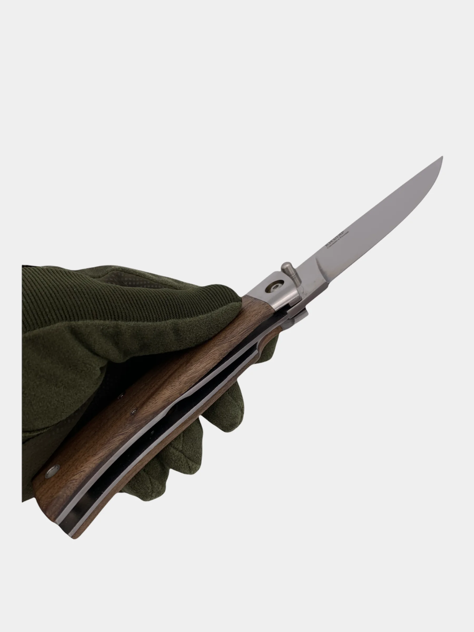 Нож складной "Стерх" туристический, сталь AUS-8, рукоять орех, сталь (г. Кизляр, Россия)