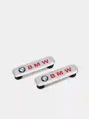 Комплект шильдиков металлических с эмблемой авто "BMW" и 4 винтовыми креплениями (Пара)