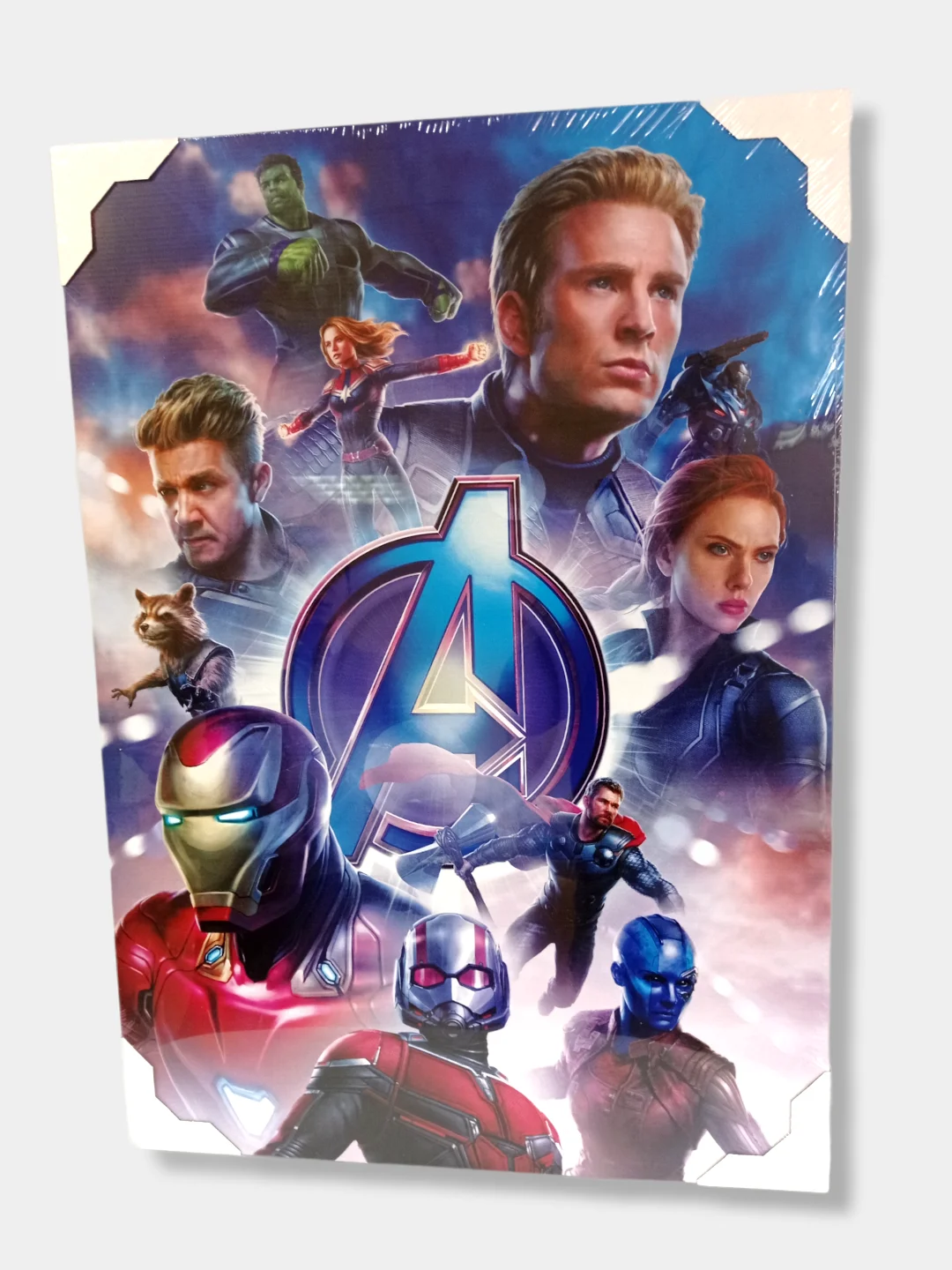 Бежевый картина на холсте "Танос и другие герои Marvel", 50 х 70 см