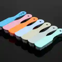 Голубой щётка с ручкой