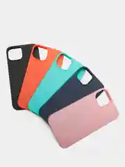 Чехол для iPhone 13 силиконовый матовый, однотонный