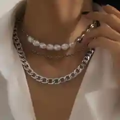Многослойное колье с барочным жемчугом