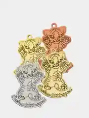 Елочные игрушки из фанеры в деревянной коробке