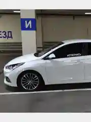 Наклейка на автомобиль "Отвернись"