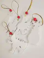 Алый набор елочных украшений