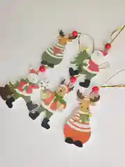 Алый набор елочных украшений