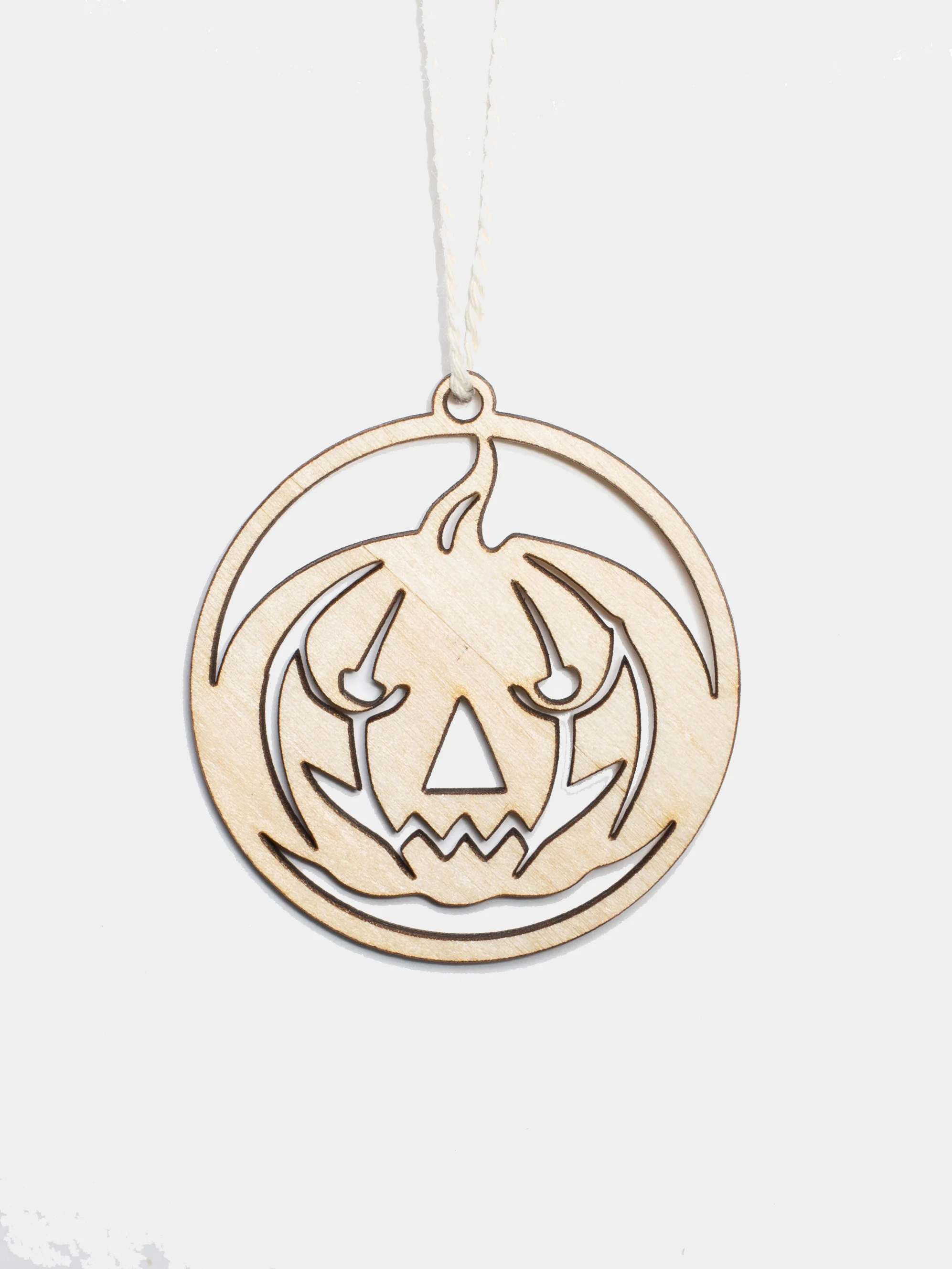 Бежевый подвеска резная, украшение, "Halloween"