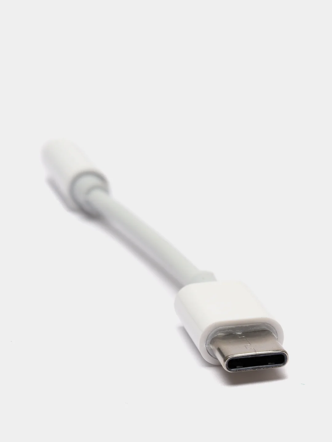 Белый адаптер аудио переходник (Type-C/3.5mm jack aux)
