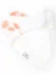 Белый шапочка для малыша