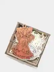 Елочные игрушки из фанеры в деревянной коробке