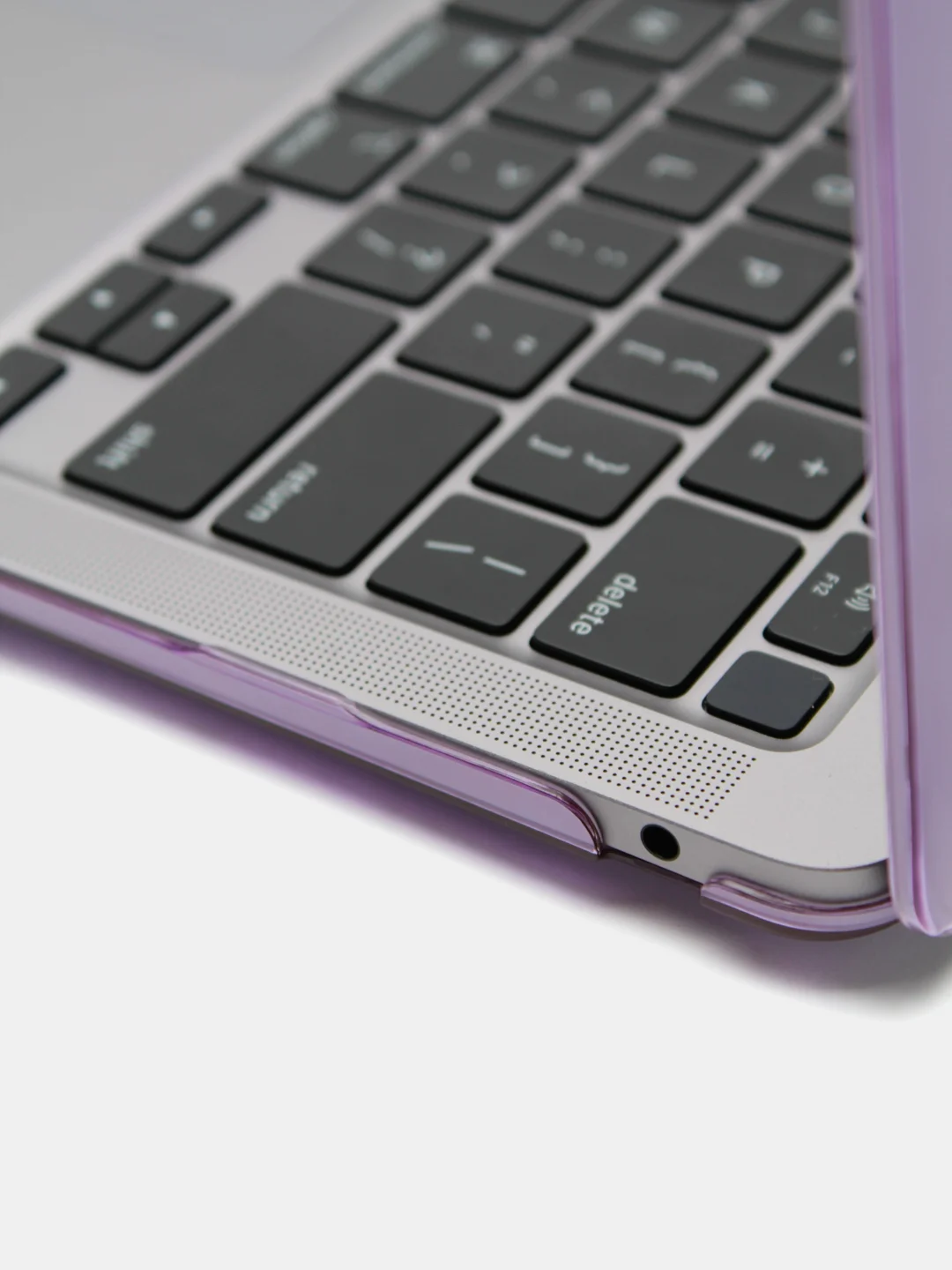 Белый чехол-кейс (прозрачный) для Apple Macbook (чехол для макбука/кейс для макбука)