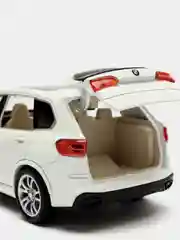 Белый модели автомобилей   BMW X5, BMW X7, TOYOTA- PRADO, RANGE ROVER