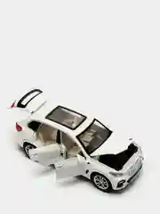 Белый модели автомобилей   BMW X5, BMW X7, TOYOTA- PRADO, RANGE ROVER