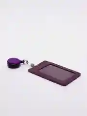 Фиолетовый бейдж вертикальный с держателем-рулеткой