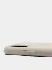 Бежевый силиконовый чехол Iphone с логотипом