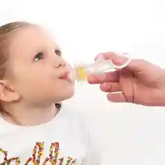 Дозатор с мерным стаканчиком-колпачком 17009 Happy Baby