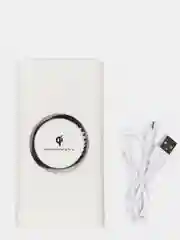 Белый беспроводной Power Bank  10000 мАч