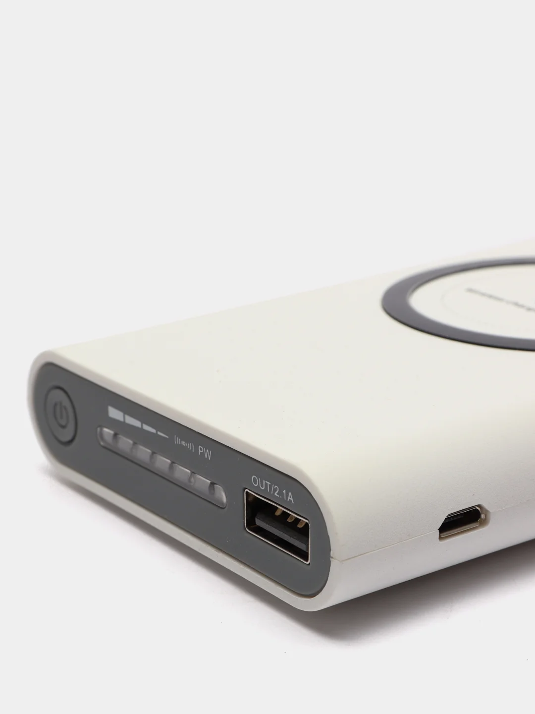 Белый беспроводной Power Bank 10000 мАч