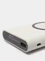 Белый беспроводной Power Bank  10000 мАч