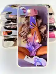 Чехол силиконовый с рисунком принтом "Девушки" для iPhone X, XS