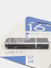 Черный usb флеш накопитель SmartBuy Glossy флешка 8 / 16 / 32 / 64 gb