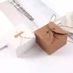 Сборная белая коробка 9х9х6 см