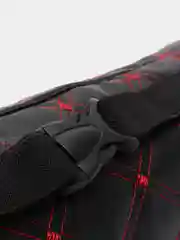 Красный подушка автомобильная