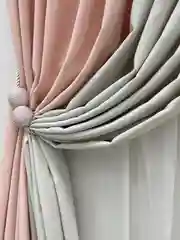 Белый магнит-подхват Amirta Home