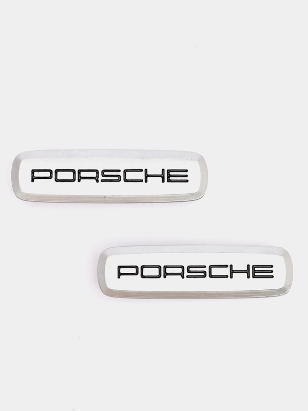 Комплект шильдиков металлических с эмблемой "PORSCHE" и 4 винтовыми креплениями (Пара)