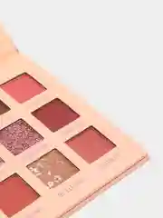 Пурпурный тени для век  Colour Geometry 18 цветов