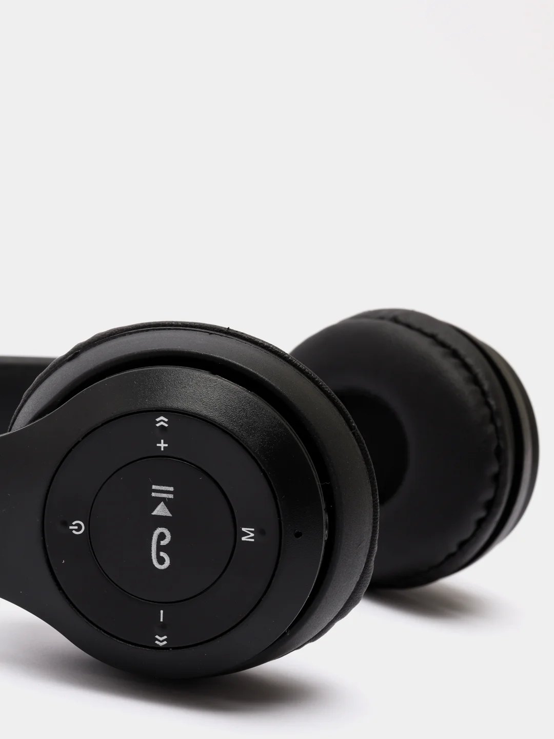 Черный беспроводные Bluetooth наушники Wireless P47