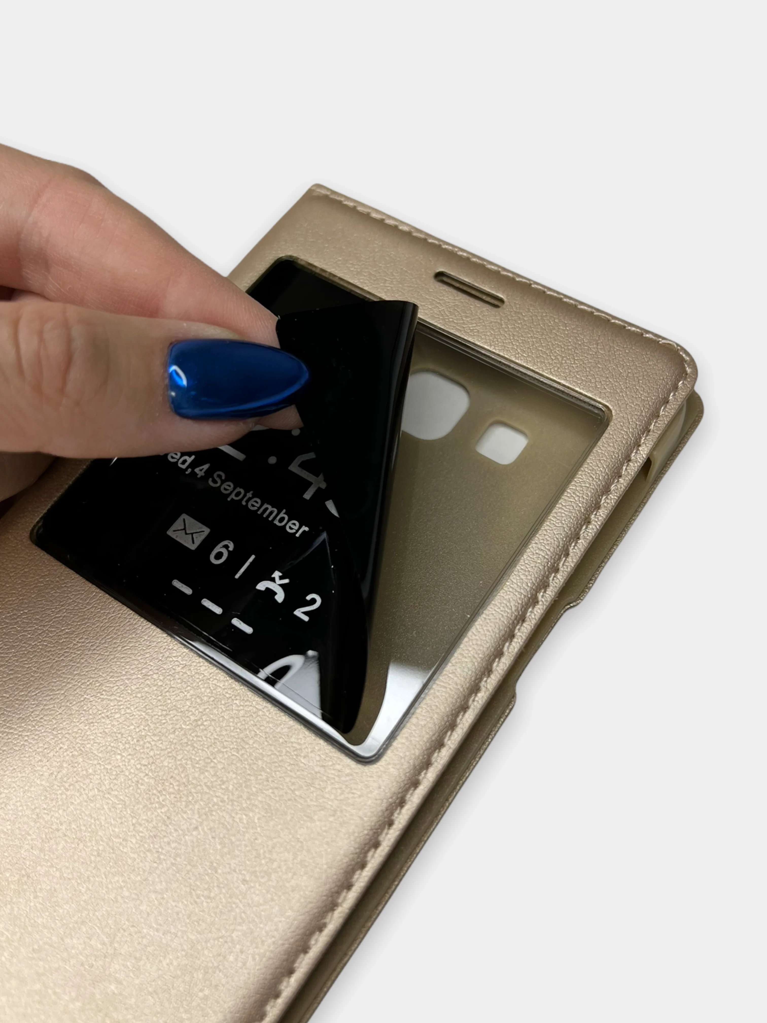Белый чехол книжка Samsung Galaxy A8 2015, Самсунг Галакси А8 2015 с окошком