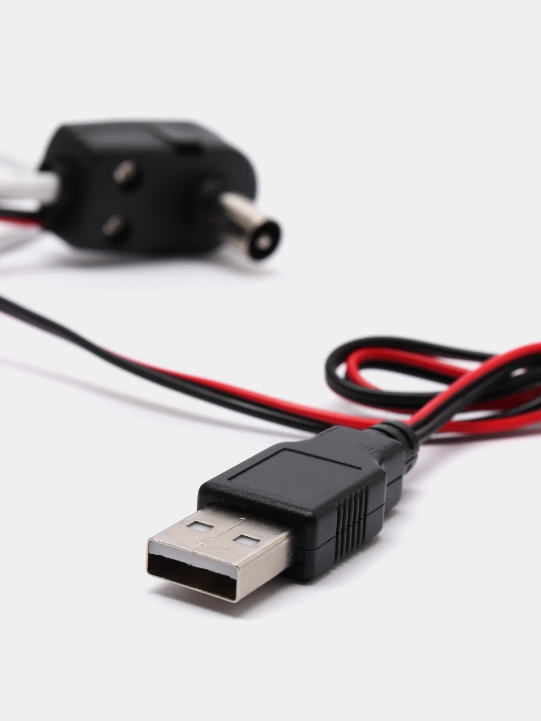 Антенна для цифрового ТВ активная с усилителем, комнатная на присосках, с USB инжектором