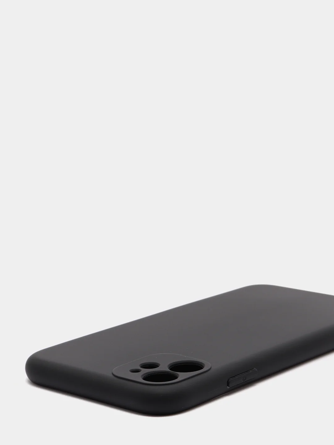Черный чехол iPhone 11 силиконовый с защитой камеры противоударный ( Айфон 11 )