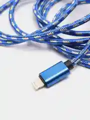 Темно-синий кабель для зарядки устройства Lightning