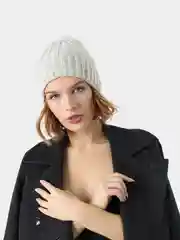 Бежевый шапка вязаная с отворотом, полушерсть, 4 цвета