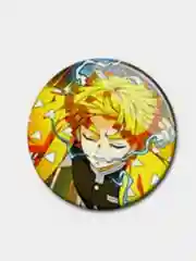 Желтый значки по мотивам аниме Клинок рассекающий демонов (Kimetsu no Yaiba)
