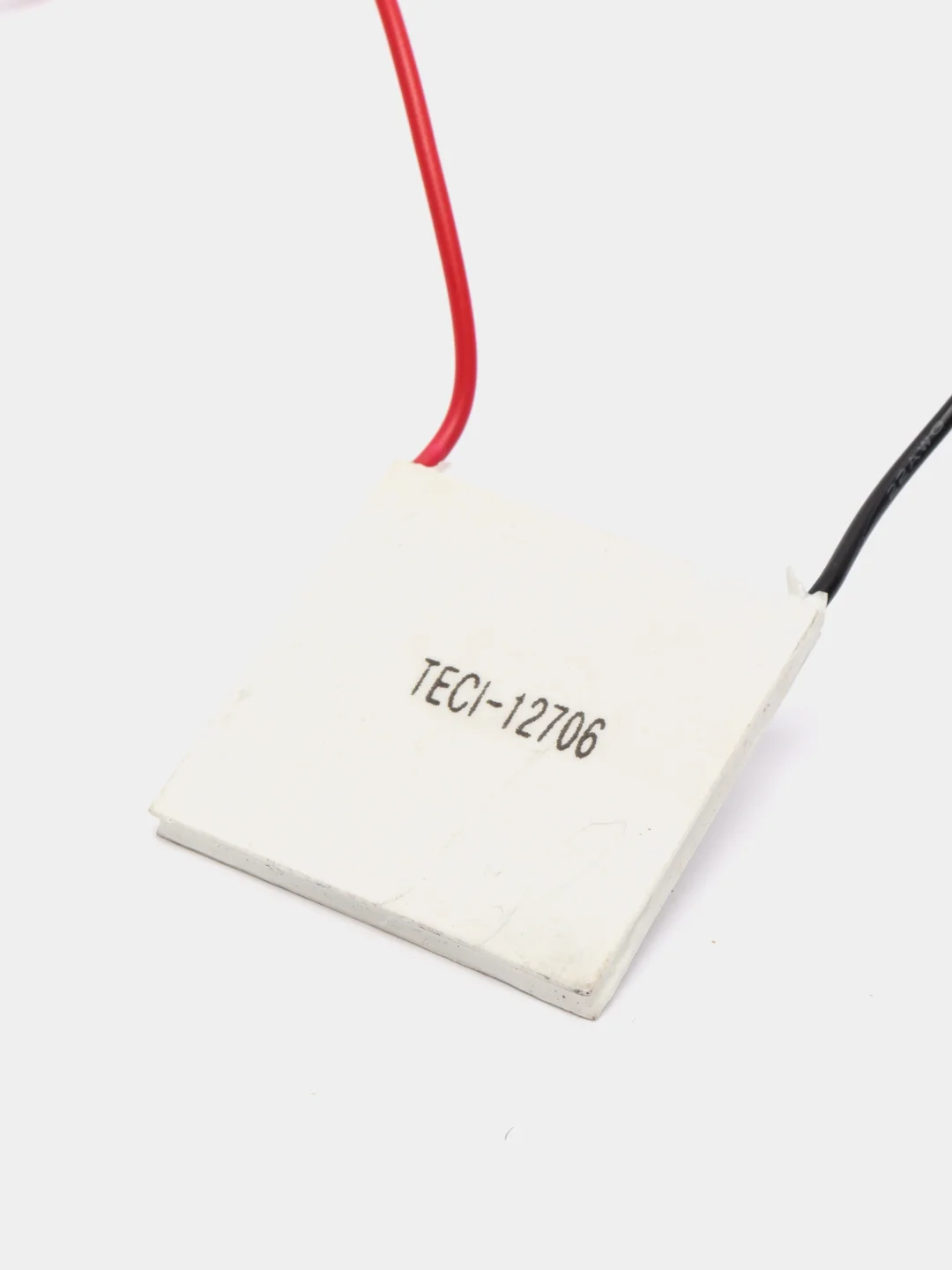 Элемент Пельтье 12V 72W "TEC1-12706" (термоэлектрический охладитель-нагреватель) (Ю)