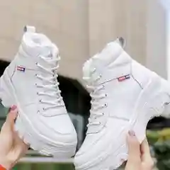 Белый ботинки тёплые подростковые, белые