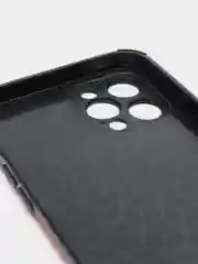 Красный чехол Iphone