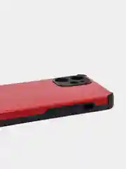 Красный чехол Iphone