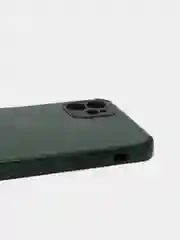 Зеленый чехол Iphone
