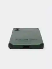 Зеленый чехол Iphone