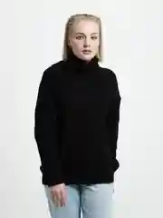Черный свитер женский